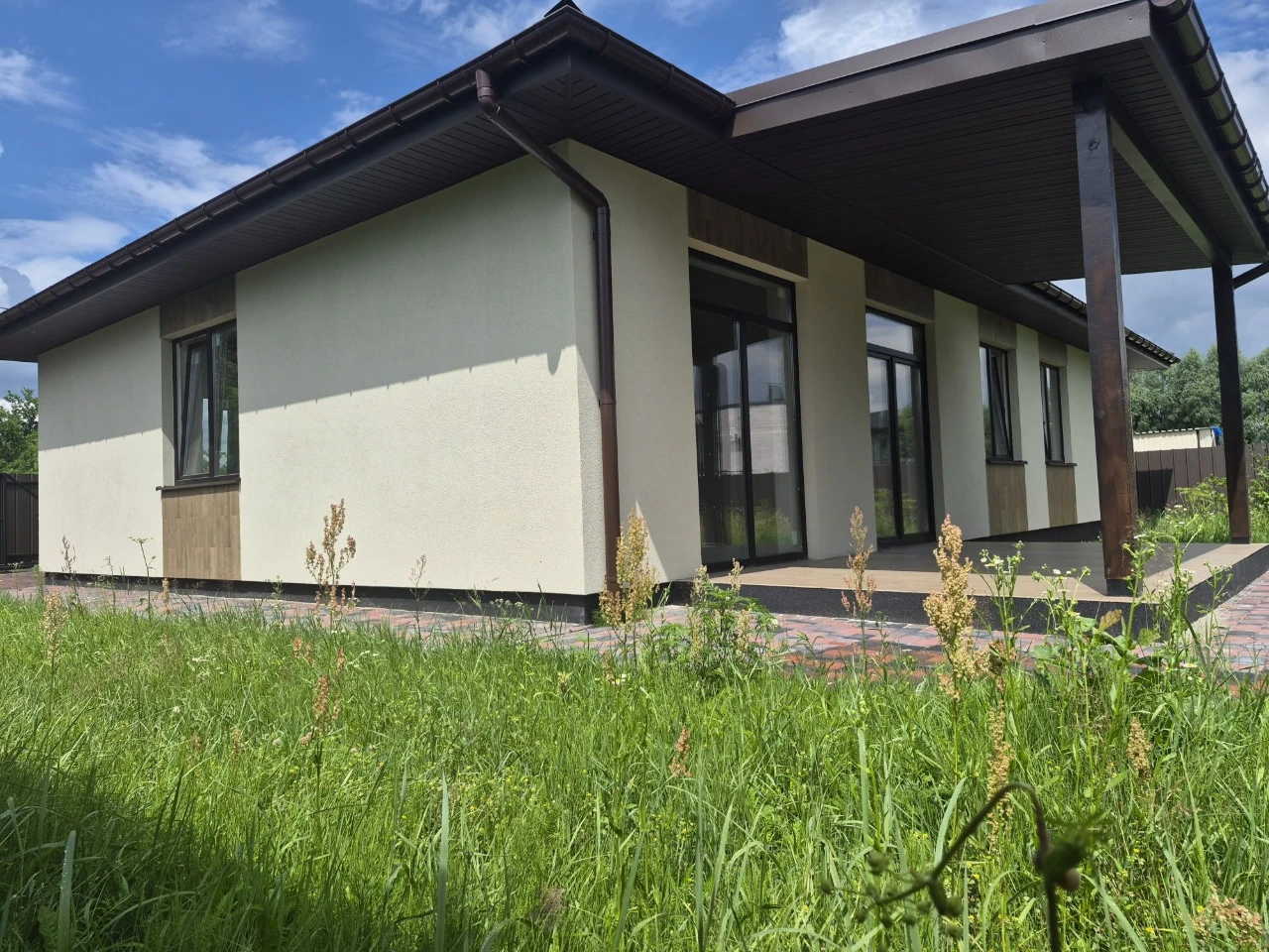 Продам власний  будинок у Лісовій Бучі без комісії, з мініма