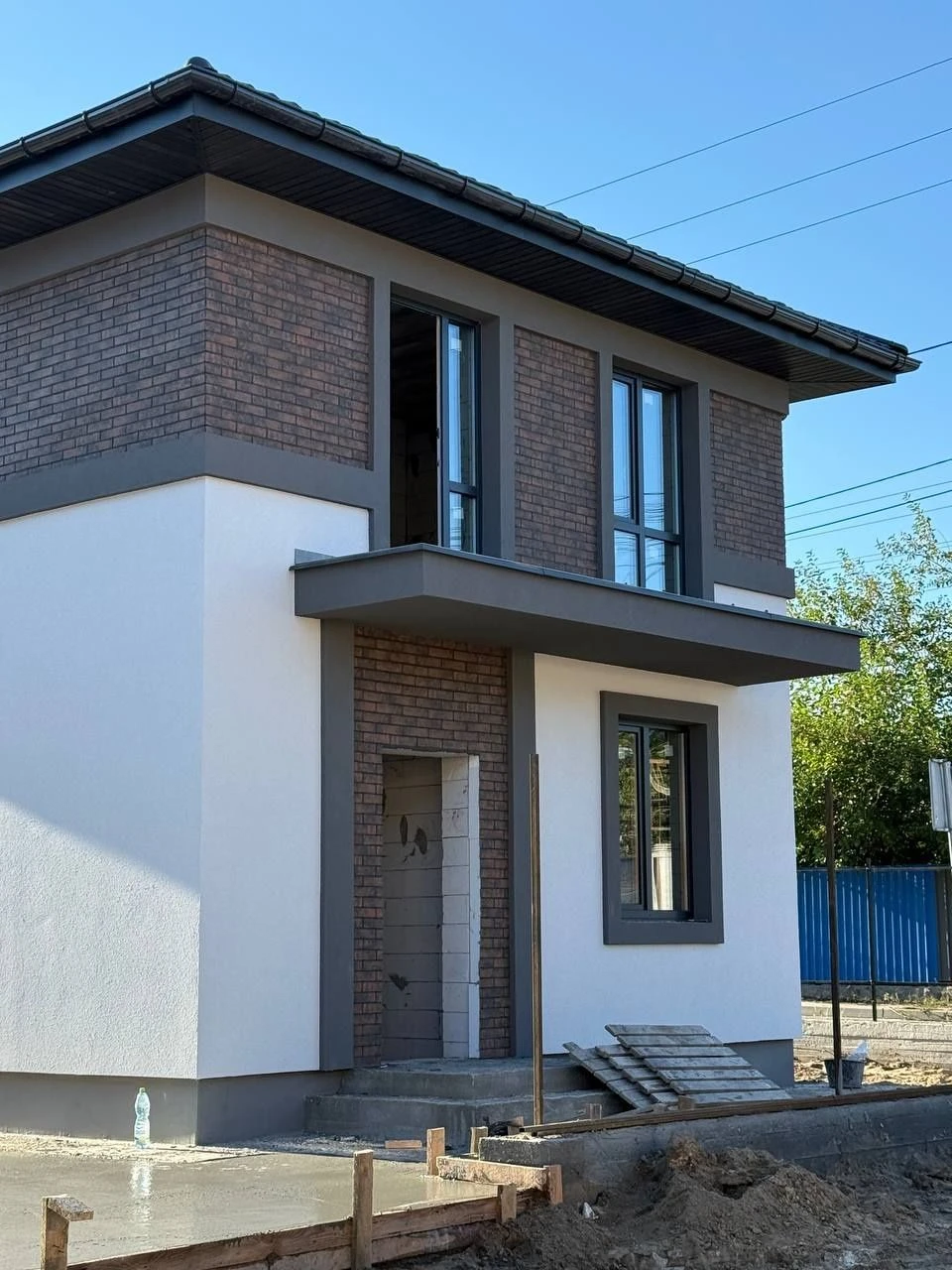 Будинок 123 м2 у м.Бучі з газoм та центральними комунікаціям