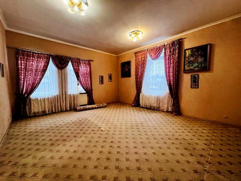 Будинок. Буча, Отамана Орлика вул. (Ватутіна)