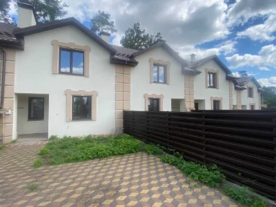 Цегляний таунхаус з частковим ремонтом на газу Без Комісії Д