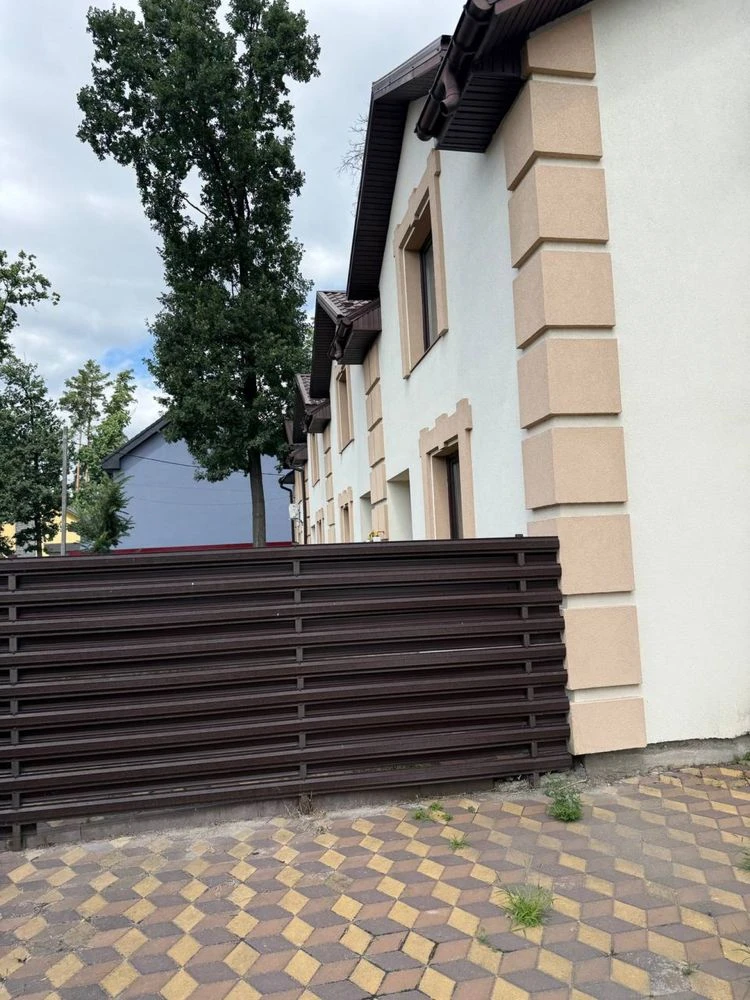 Таун в лісовій частині!Буча!Газ!Мін.оформл!Держ.прогр.так!Бе