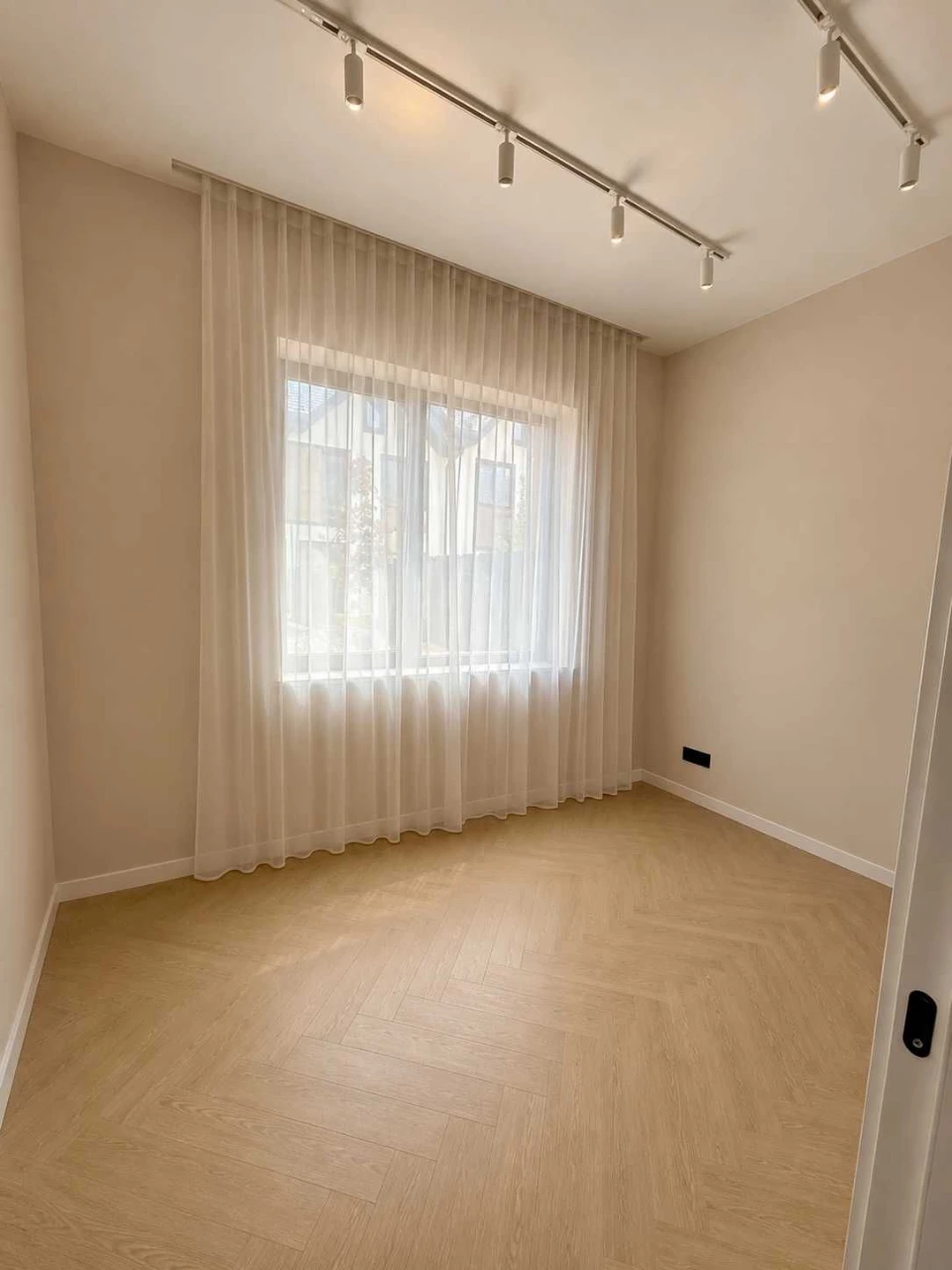 Продаж таунхаусу з ремонтом в Бучі