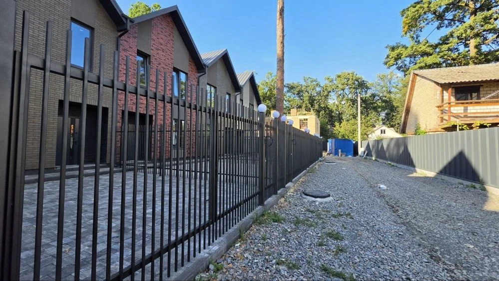 Таунхаус в лісовій Бучі по вул. Мрія  з газом без %
