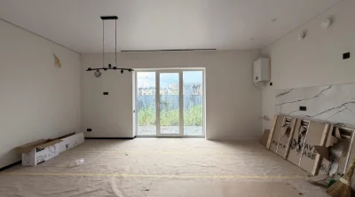 Продаж сучасного таунхаусу з ремонтом в м.Буча, 100 м2, цент