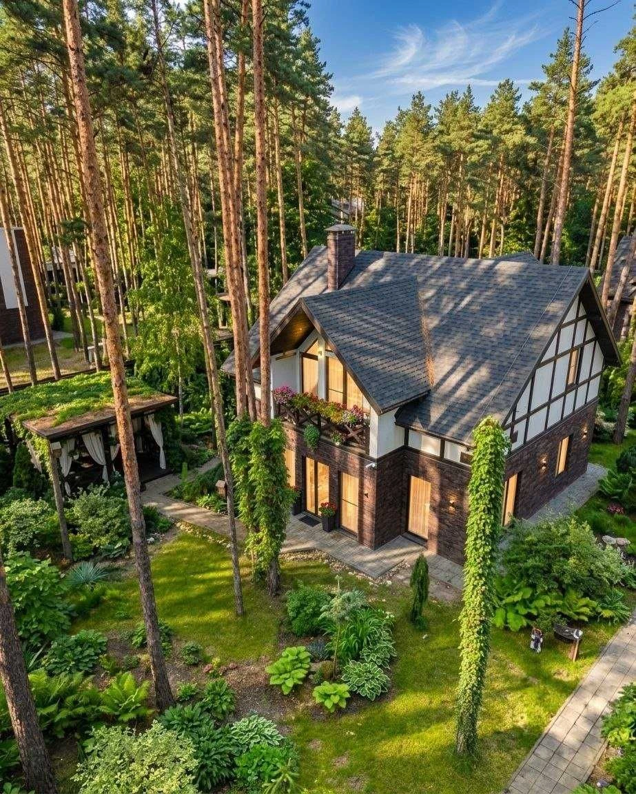 Власник. Лісова Буча. Автономний будинок у сосновому лісі з