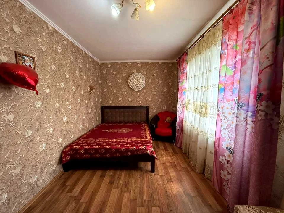 Будинок. Буча, Яблунська вул. (Кірова)