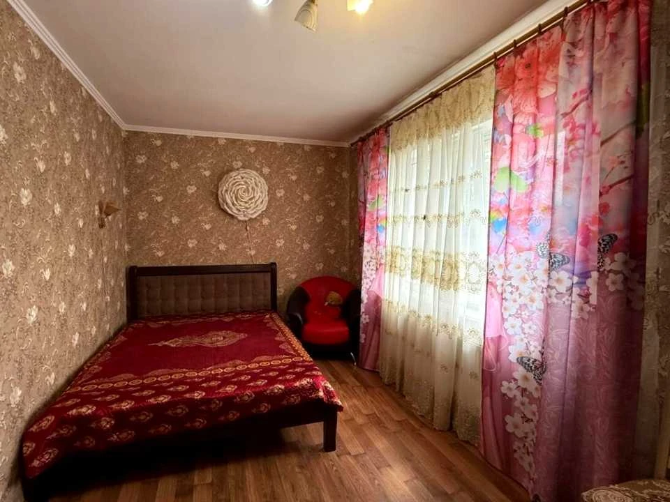 Будинок. Буча, Яблунська вул. (Кірова)