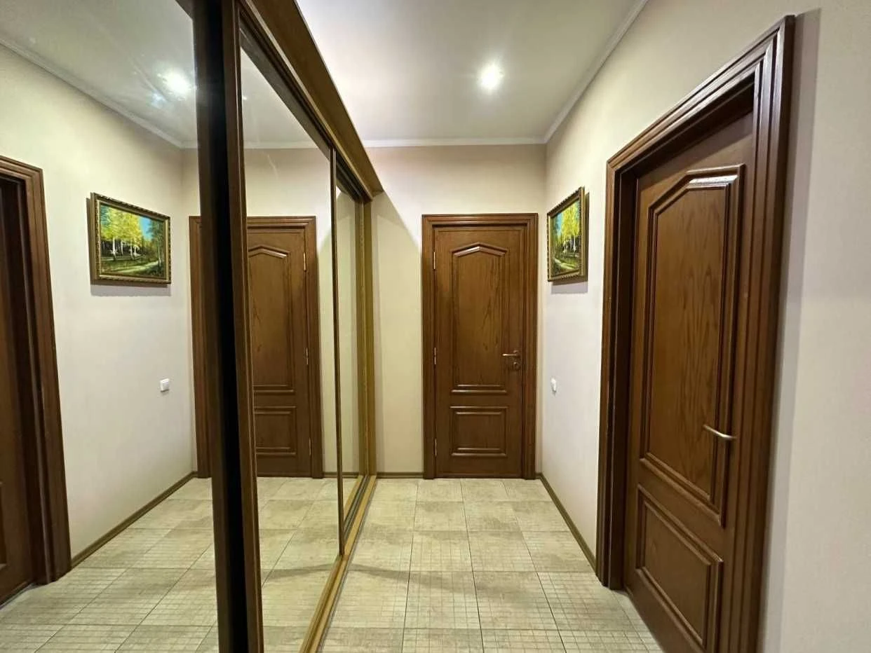 Продаж будинку 166м². Меблі. Техніка. 3 спальні. Ремонт. Сау