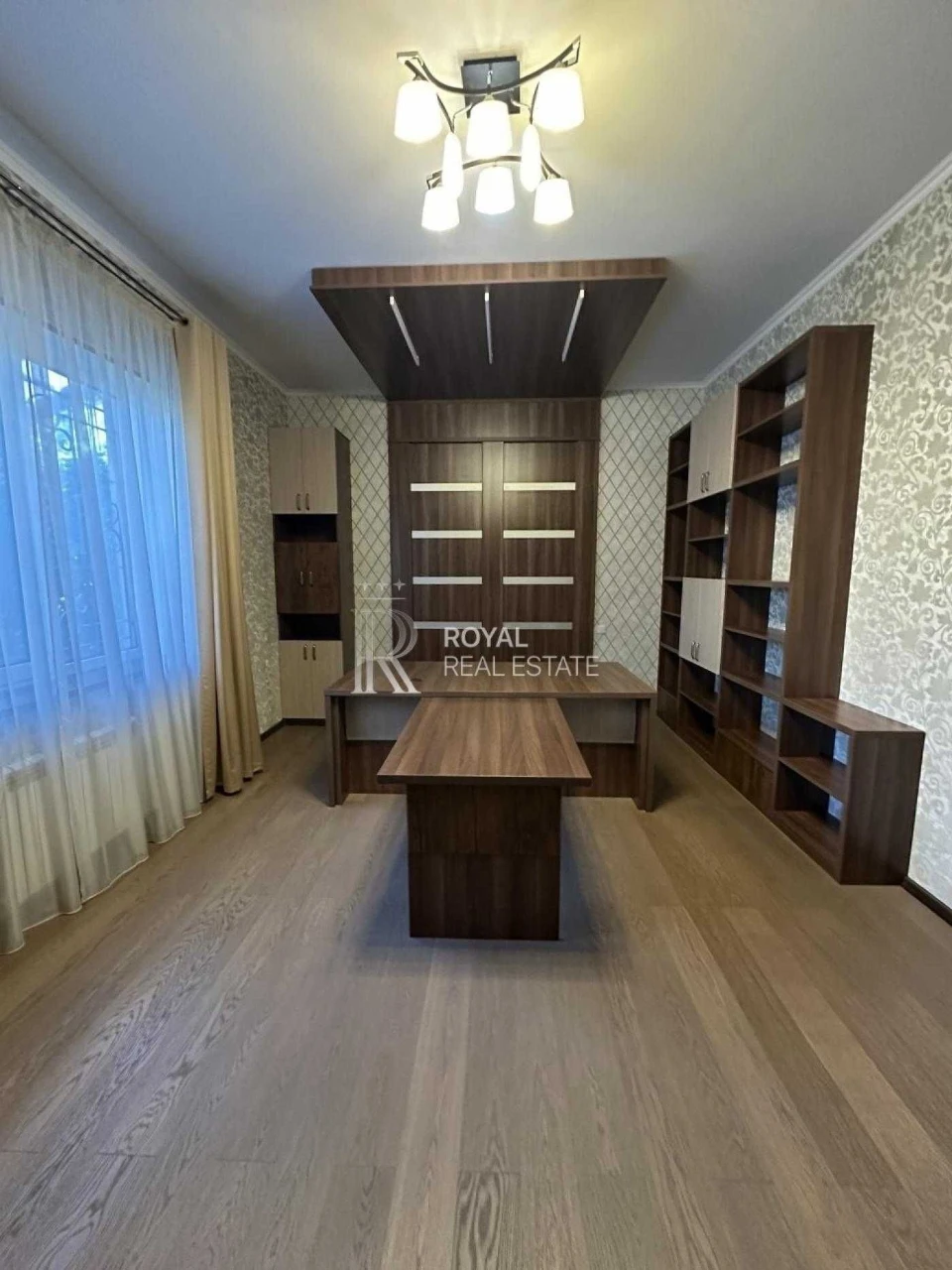Продаж будинку з ремонтом 223 м2 10 соток Лісова Буча Бучанс