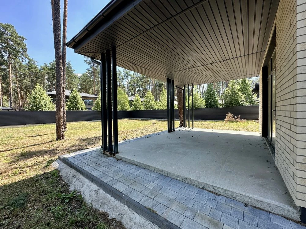 Якісний будинок у лісовій Бучі з газом.