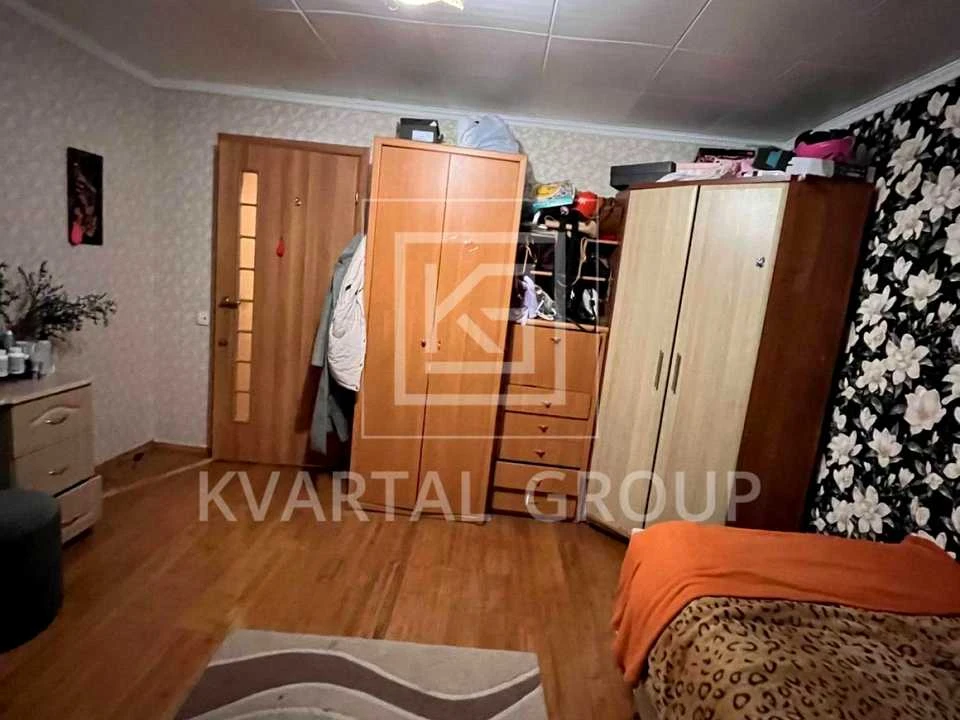 Будинок. Буча, Південна