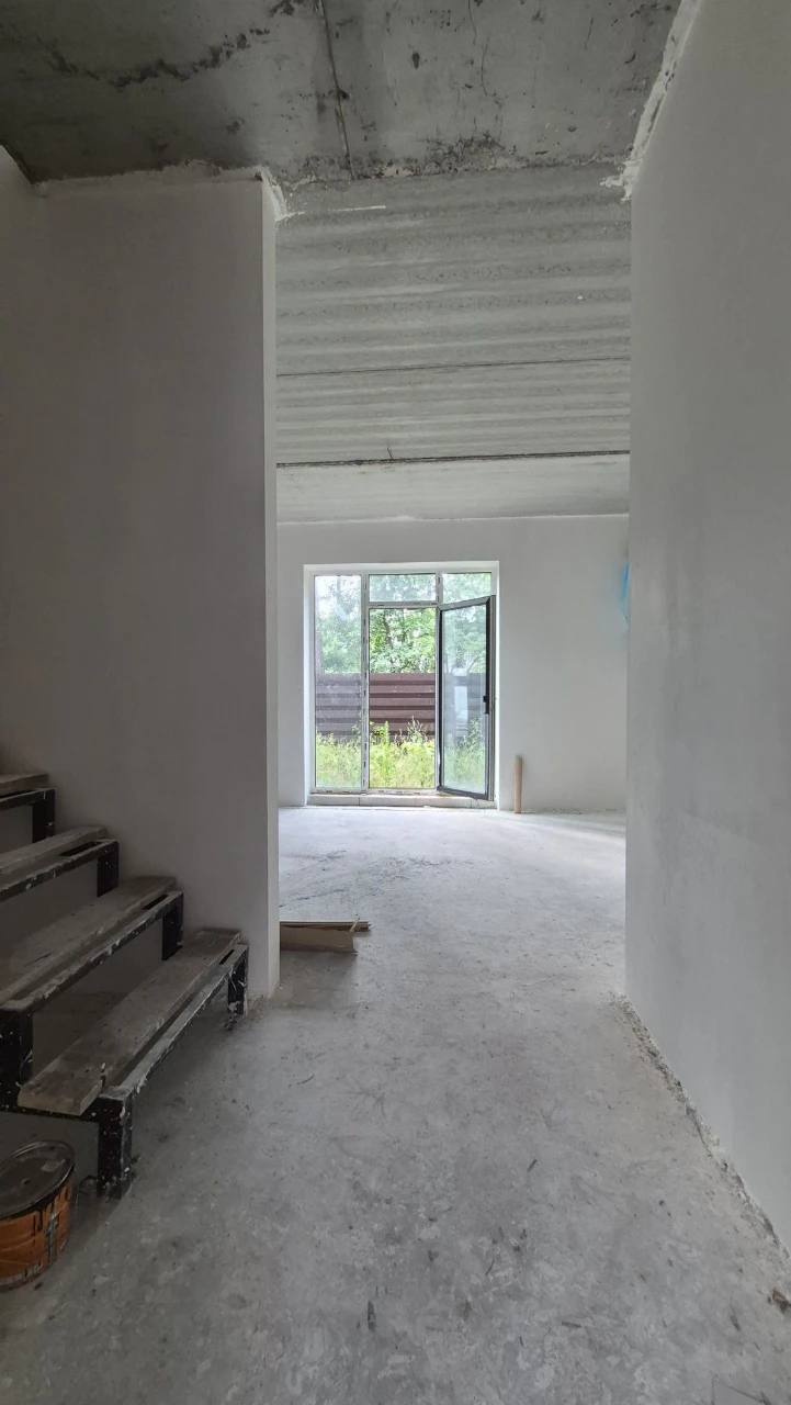 Кутовий таунхаус в Бучі | 98м² 2,21 сотки | Газ, школа, Буча