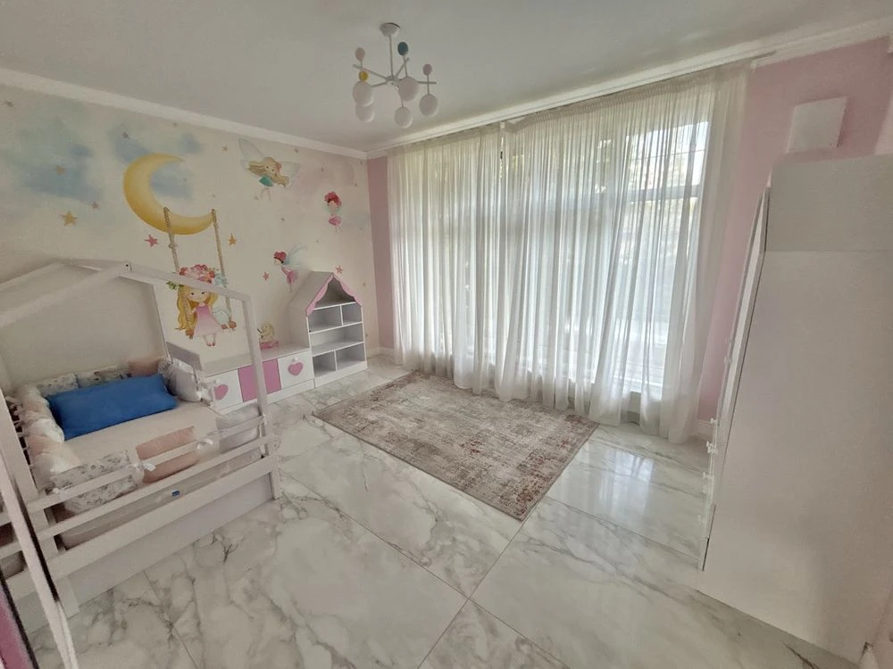 Преміальний будинок 220 м² у лісовій частині Бучі. Басейн. П