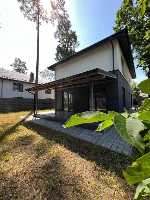 Продаж будинку 150 м² у Бучі! 4 спальні, закрита територія,