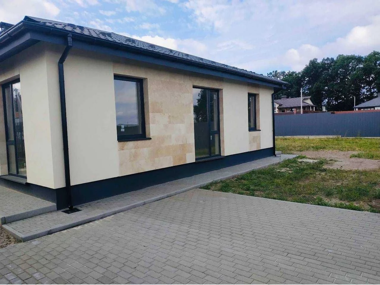 БЕЗ КОМІСІЇ, готовий будинок 140м2, з ділянкою 6 соток, Лісо