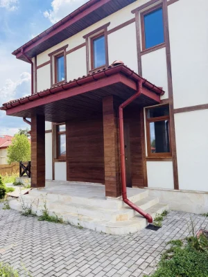 БЕЗ КОМІСІЇ, готовий будинок, 200м2 на діялці 12 соток, Лісо