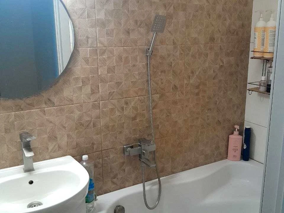 Будинок. Буча, Центральна вул.
