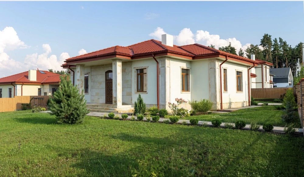 БЕЗ КОМІСІЇ, готовий будинок 250м2, на ділянці 12 соток, Ліс