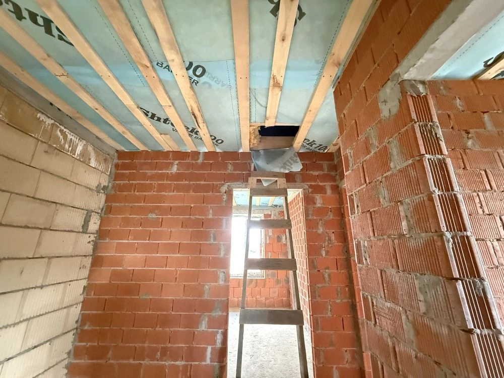 Таунхаус в центрі Бучі! Газ! Єоселя!