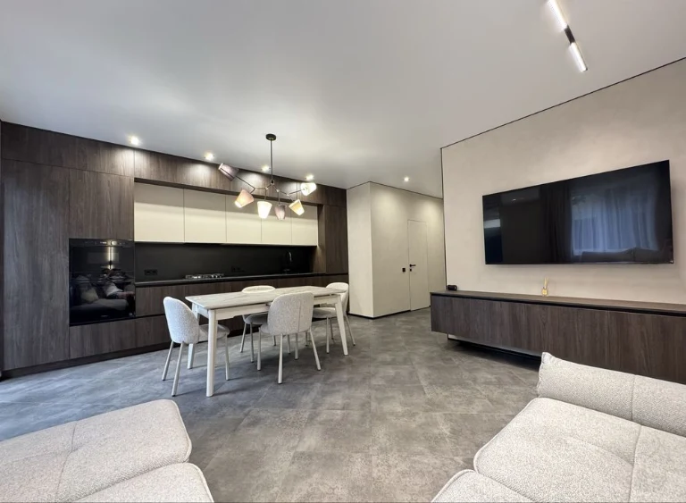 Будинок з НОВИМ‼️ дизайнерським ремонтом. Три поверхи, якісн