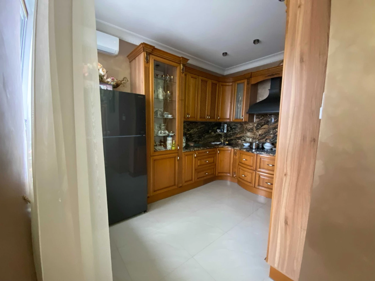 Розкішний будинок 295 м² з теплонасосом, сауною та ділянкою