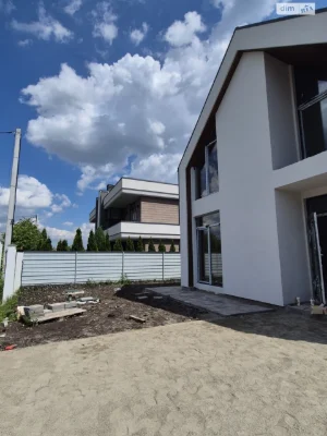 Продаж Дім