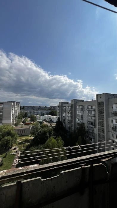 Продаж двокімнатної квартири на Крошні