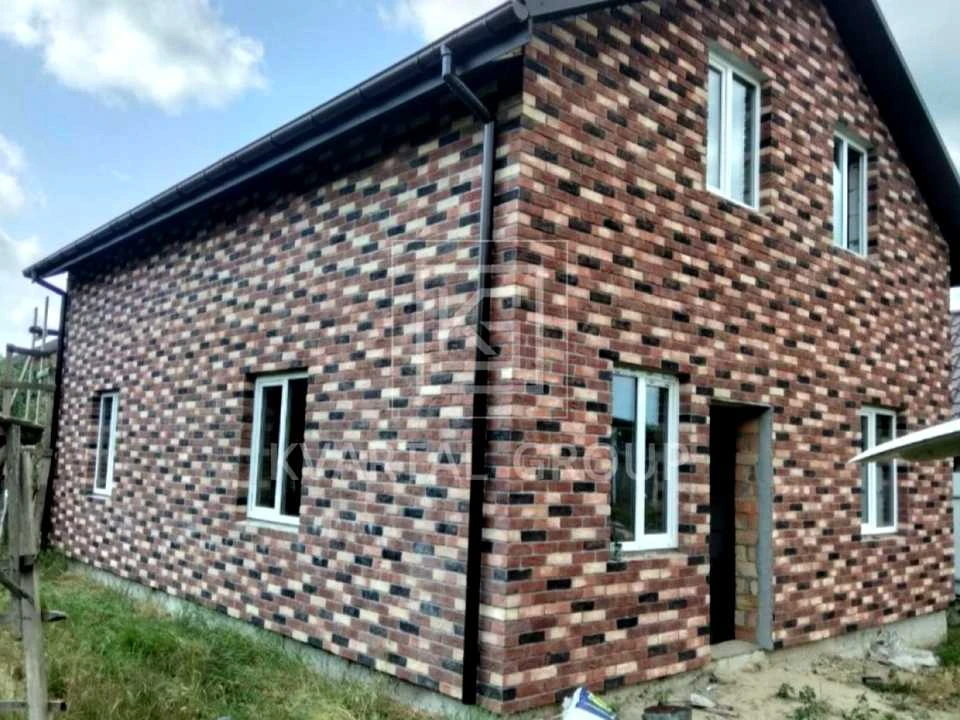 Будинок. Буча, КВІТКОВА