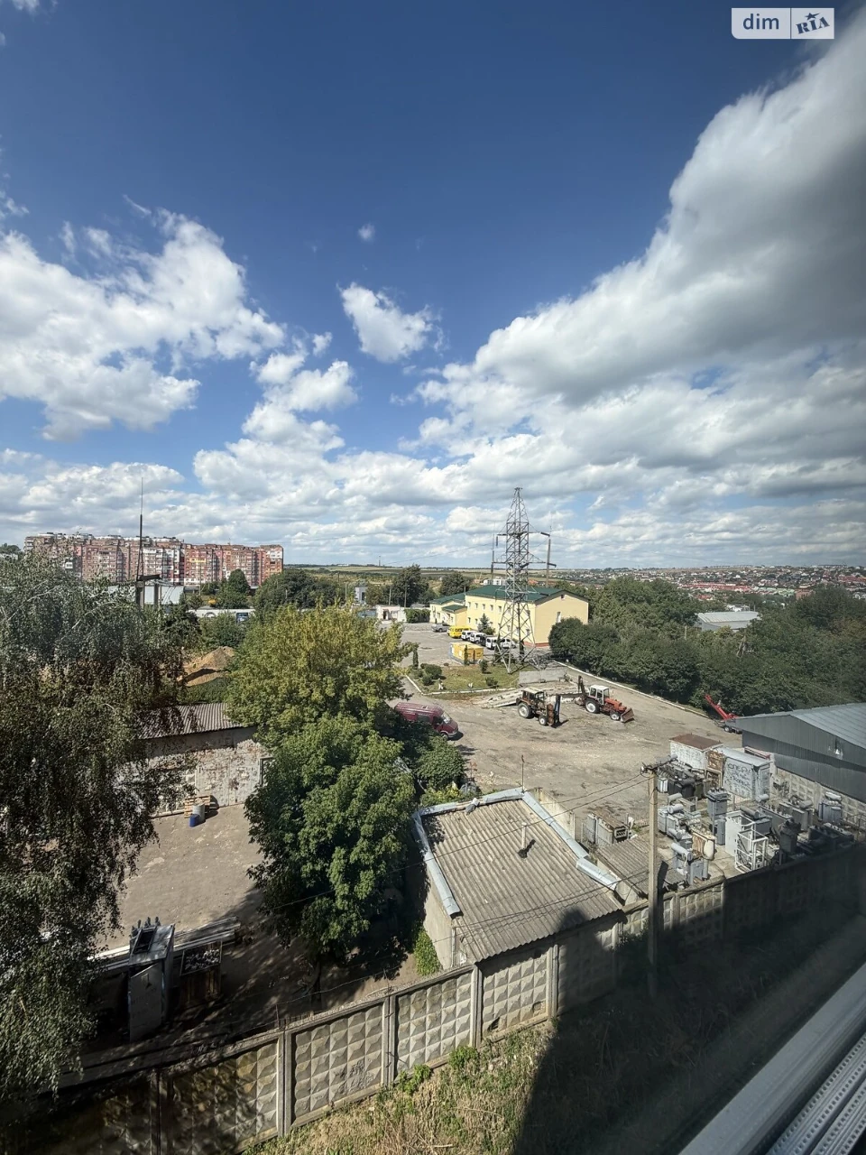 Продаж Квартира Виставка