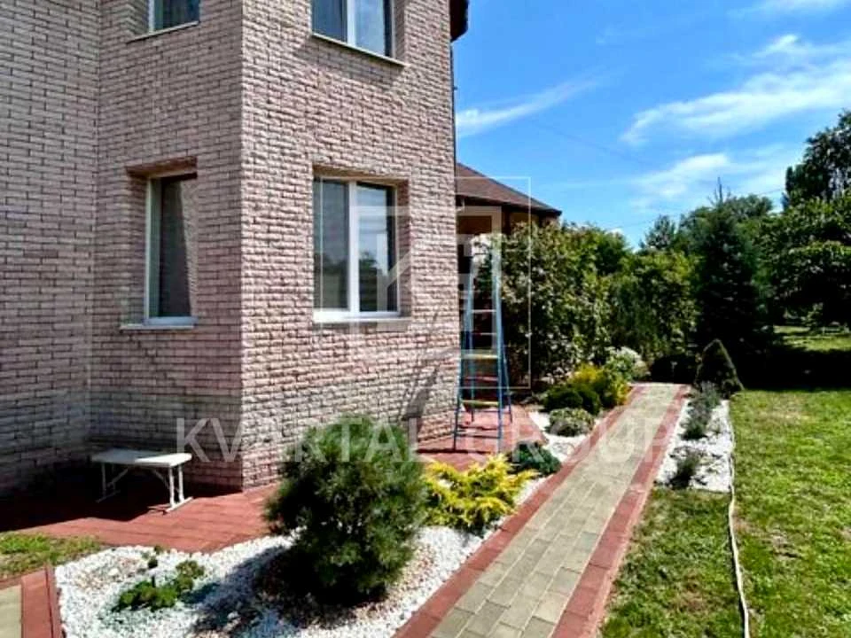 Будинок. Буча, Новаторів вул.