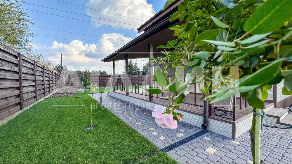 New fabulous house of VIP class on V.Luga, 115 m2, 3 bedrooms