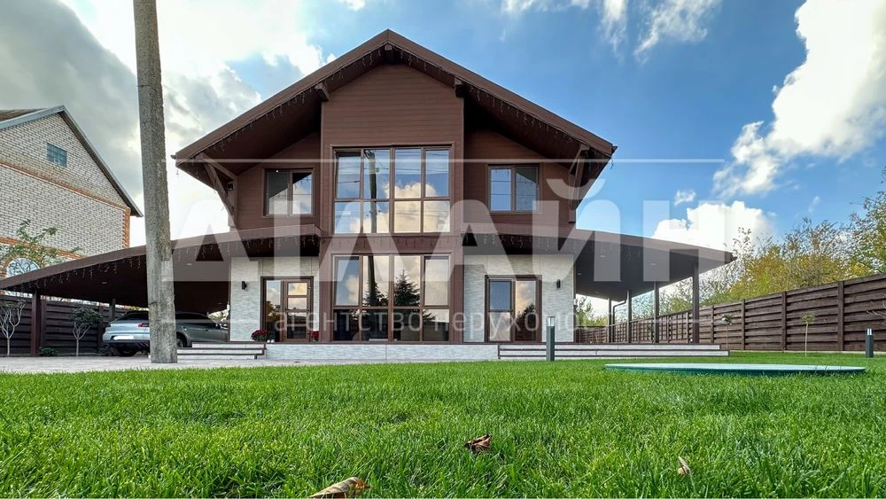 New fabulous house of VIP class on V.Luga, 115 m2, 3 bedrooms
