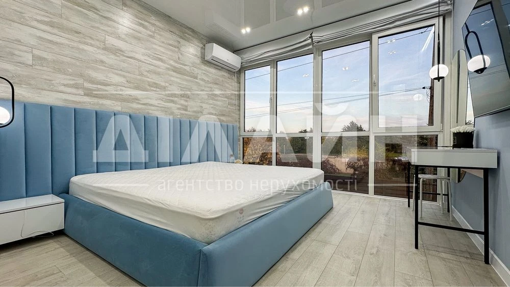 New fabulous house of VIP class on V.Luga, 115 m2, 3 bedrooms