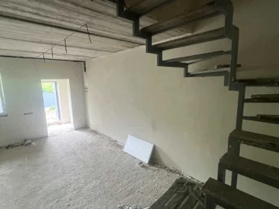 Будинок. Буча, Центральна вул.