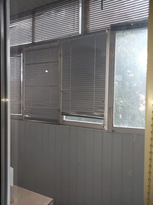 One-room apartment for sale, 2 minutes from Kholodnaya Gora metro station.