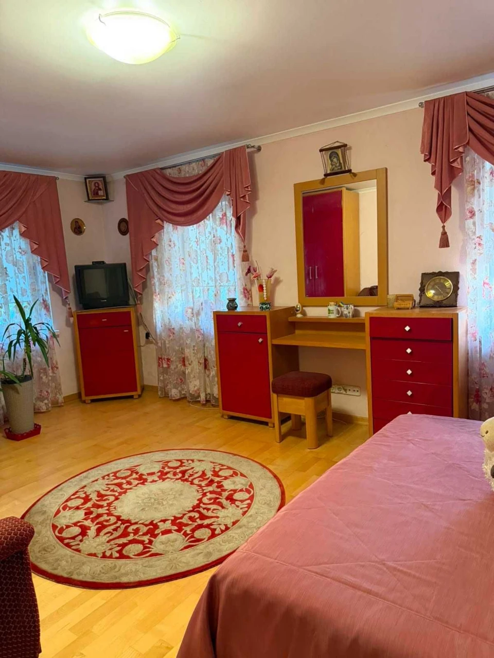 Продається будинок 240 кв.м., Лісова Буча