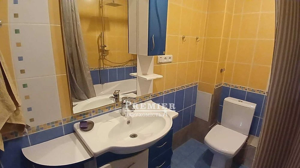 продам 2-комнатную квартиру 94 кв.м