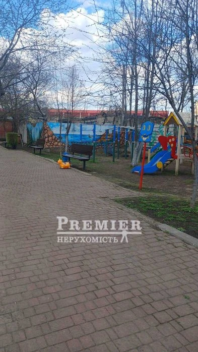 продам 2-комнатную квартиру 94 кв.м