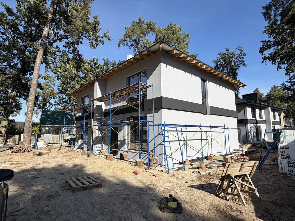 Дуплекс центр м.Буча з укриттям, 165м2, 3 сотки, центральні