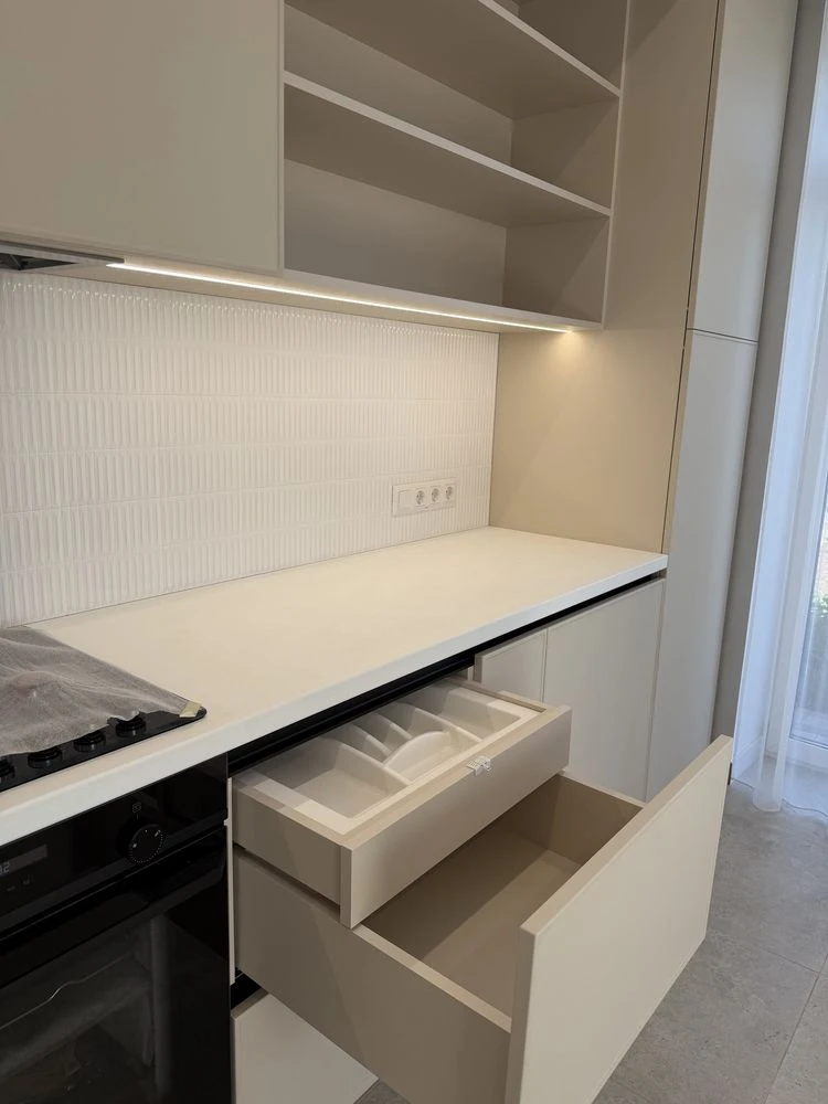 Продам таунхаус з новим ремонтом, 4 кімнати, газ  175.000 $