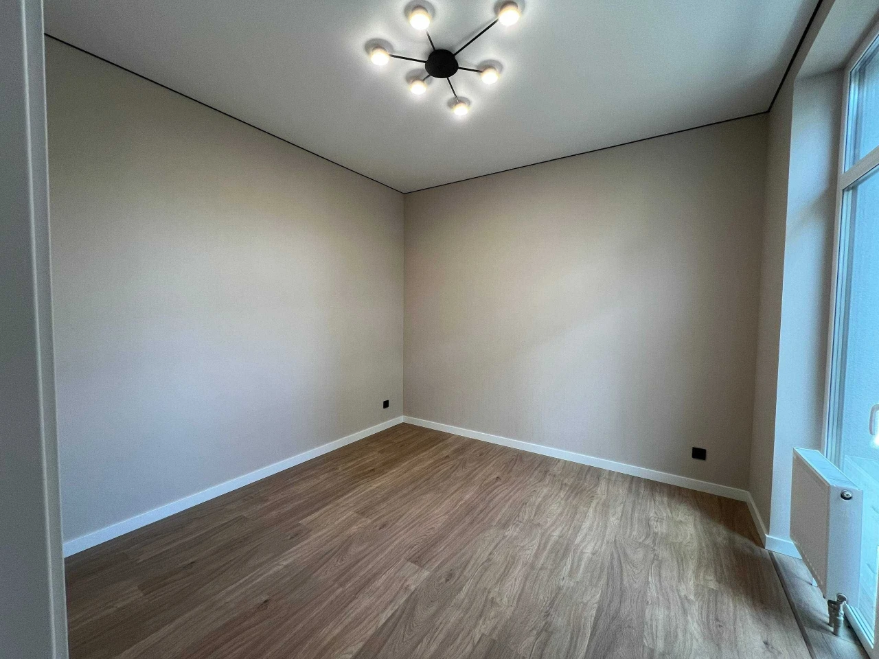 Сучасний дуплекс 93 м² з ремонтом у Бучі | 3 кімнати, 2.5 со