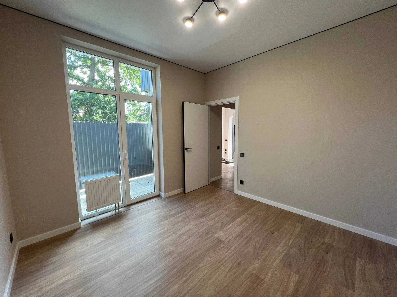 Сучасний дуплекс 93 м² з ремонтом у Бучі | 3 кімнати, 2.5 со