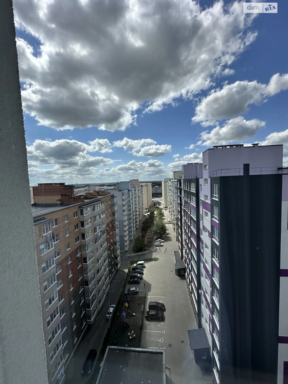 Продаж Квартира Озерна