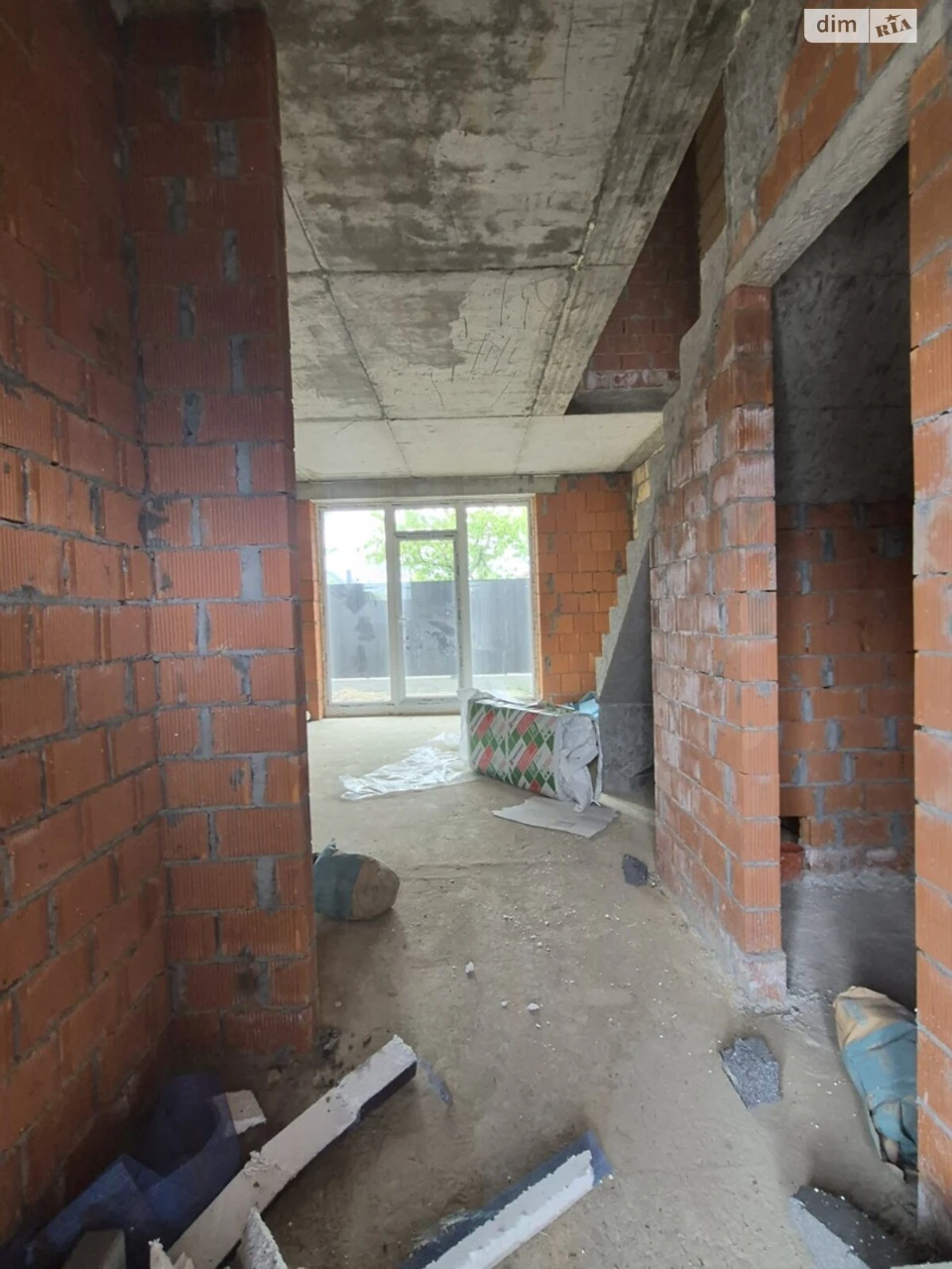 Продаж Таунхаус