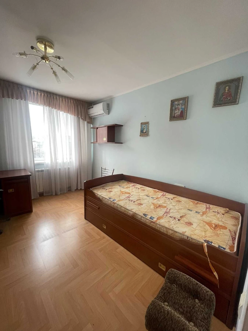 Продаж великого будинку в Бучі