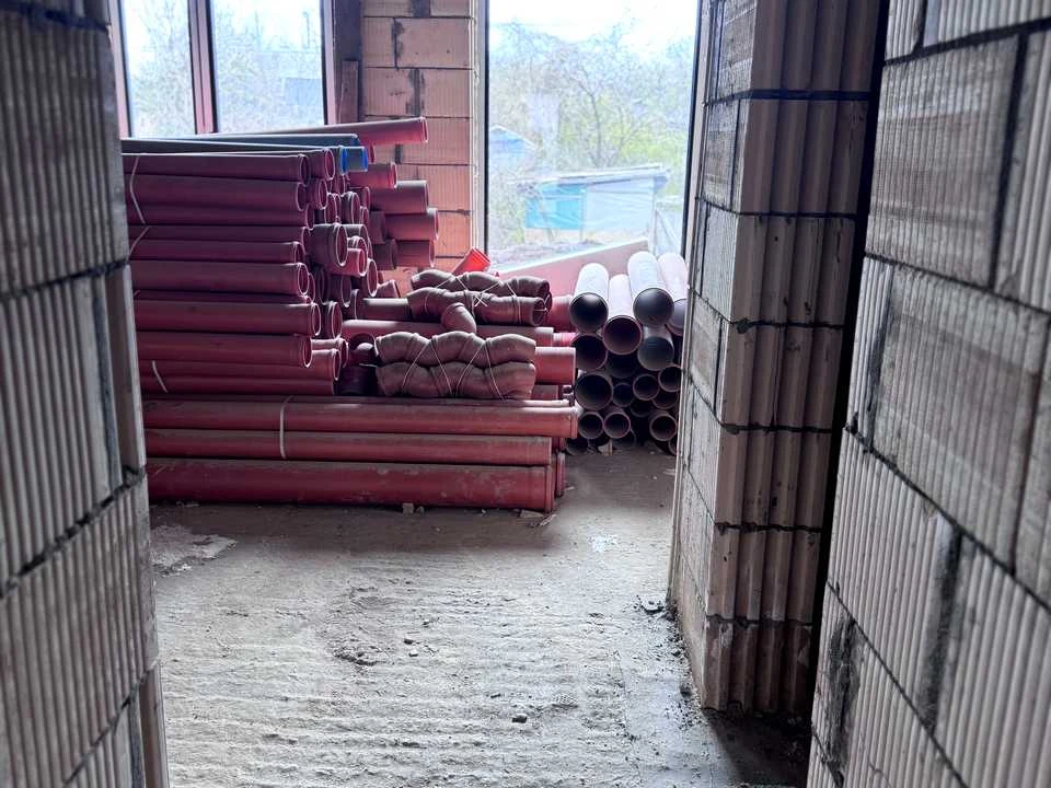 Будинок. Буча, Сергія Мазіна