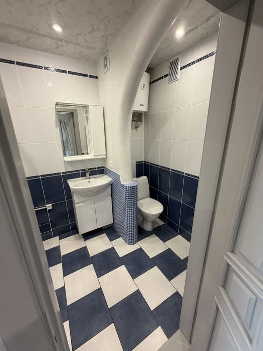 Three-room apartment for sale, metro X Gora