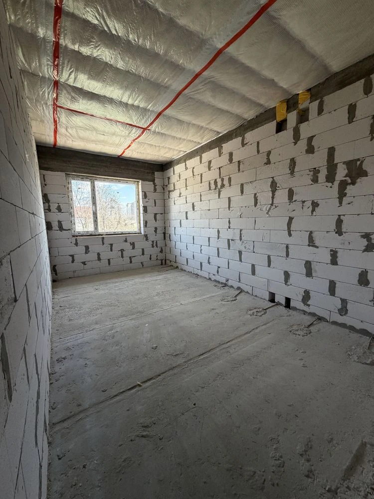 Таунзаус, по цене 2к квартиры, 95м2. Газ.