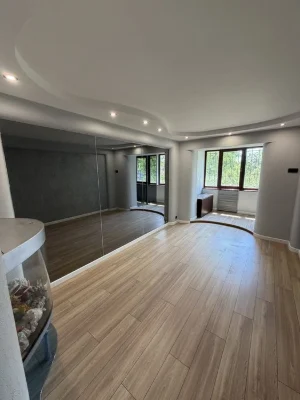 Three-room apartment for sale, metro X Gora