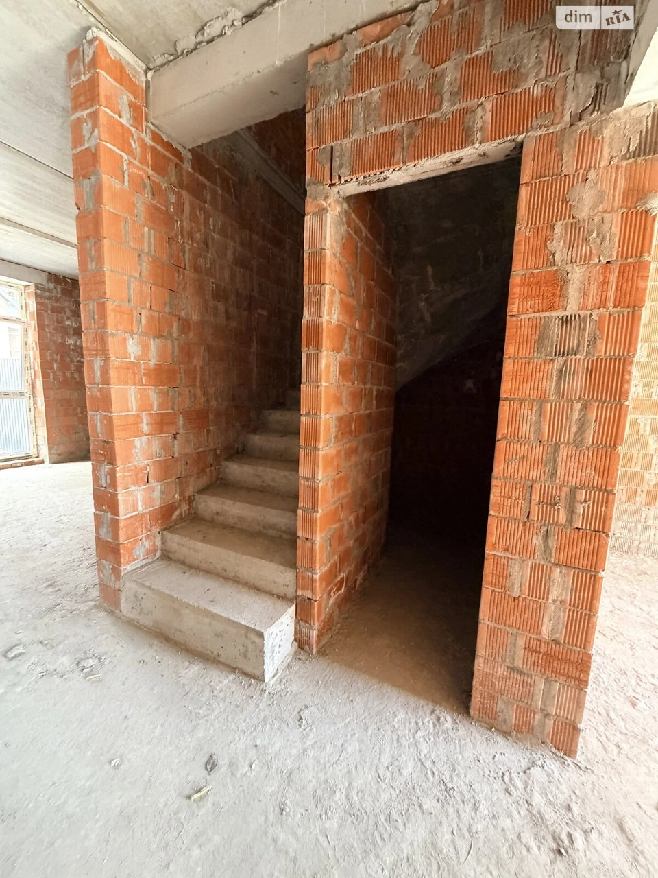 Продаж Таунхаус
